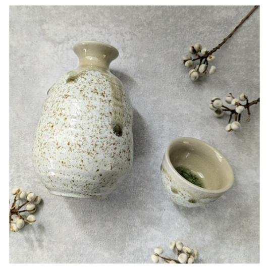 Sake set - bottle and cup - white sandy
