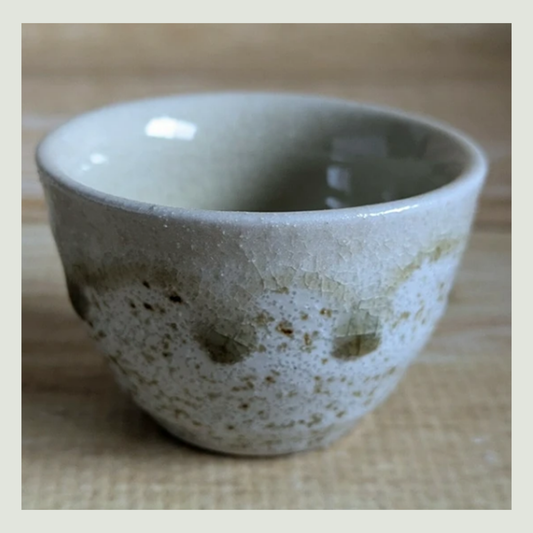 Sake Becher - white sandy